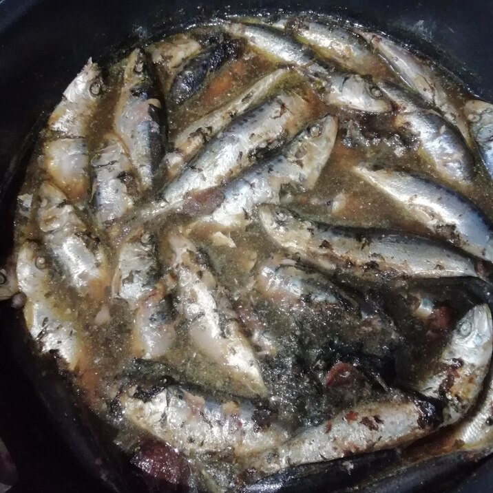 骨まで食べる鰯の梅煮